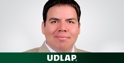 ESTEBAN CASTILLO JUÁREZ, EGRESADO DEL DOCTORADO EN CIENCIAS DE LA COMPUTACIÓN, GENERACIÓN 2017. 