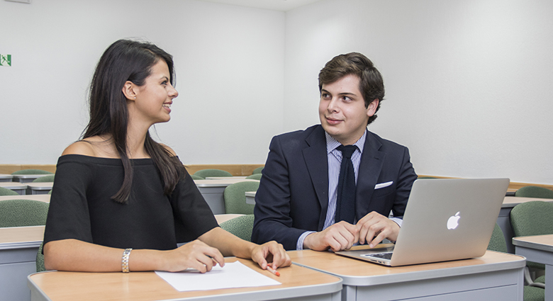 Imagenenes slider de cada licenciatura