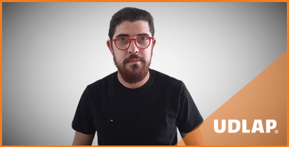 EDUARDO AVELINO GARCÍA HERRERA, EGRESADO DE LA LICENCIATURA EN DISEÑO DE INFORMACIÓN VISUAL, GENERACIÓN 2017.