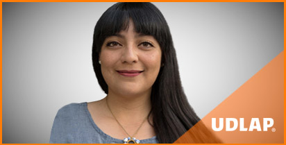 MARIANA MIER RAMÍREZ, EGRESADA DE LA LICENCIATURA EN DISEÑO DE INFORMACIÓN VISUAL, GENERACIÓN 2011. 